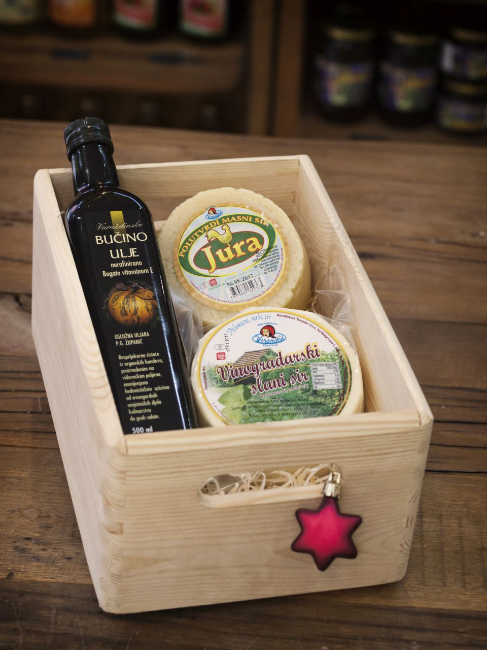 Poklon paket “Veronika i bučino ulje” Poklon paket “Veronika i bučino ulje”
